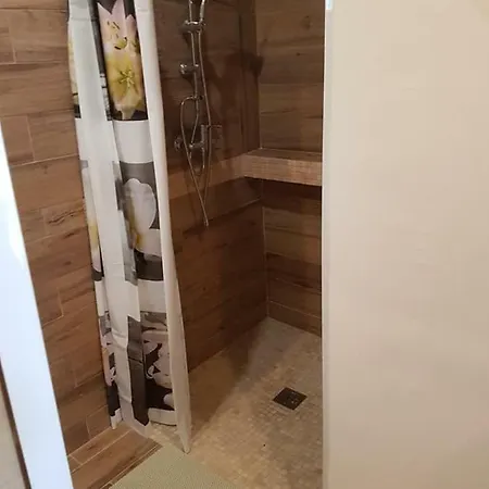 Semesterbostad L Appicciu Ventiseri